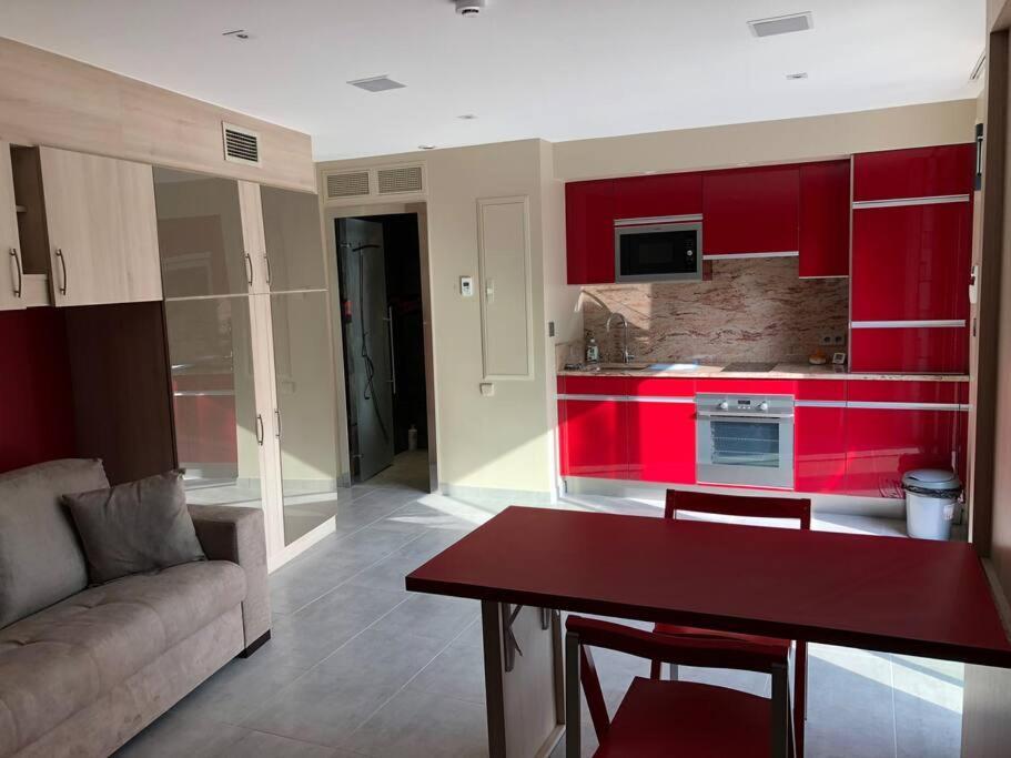 La Favorite - Centre De Cassis - Climatisation Apartment Bagian luar foto